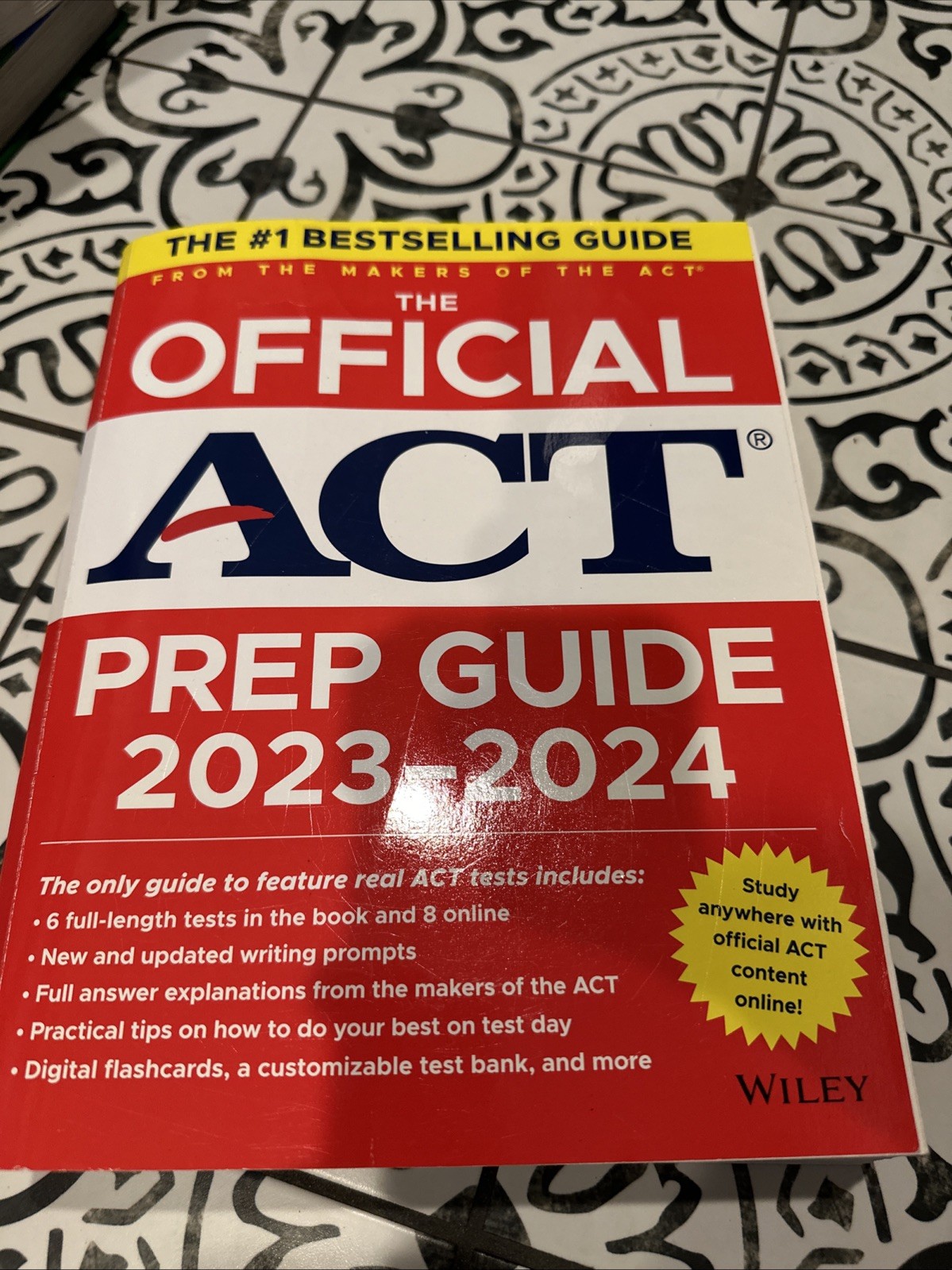Official ACT Prep Guide 2023-2024 : Book + 8 Practice Tests + 400 Digital…
